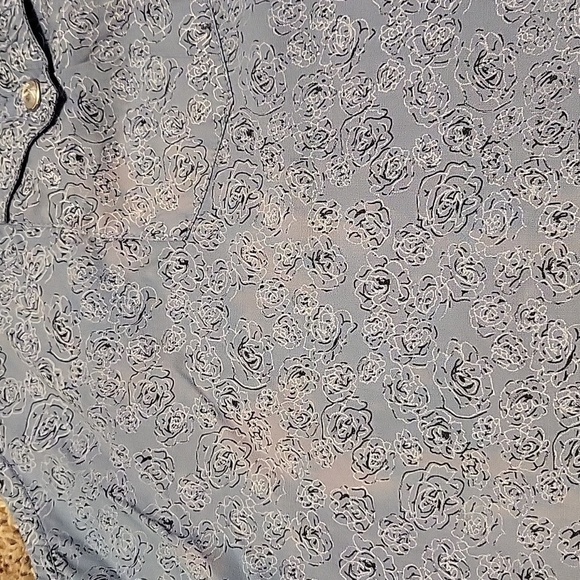 3/$30 VTG CRAZY COWGIRL Floral Rose Snap Button Sleeveless Rodeo Shirt - Picture 8 of 11